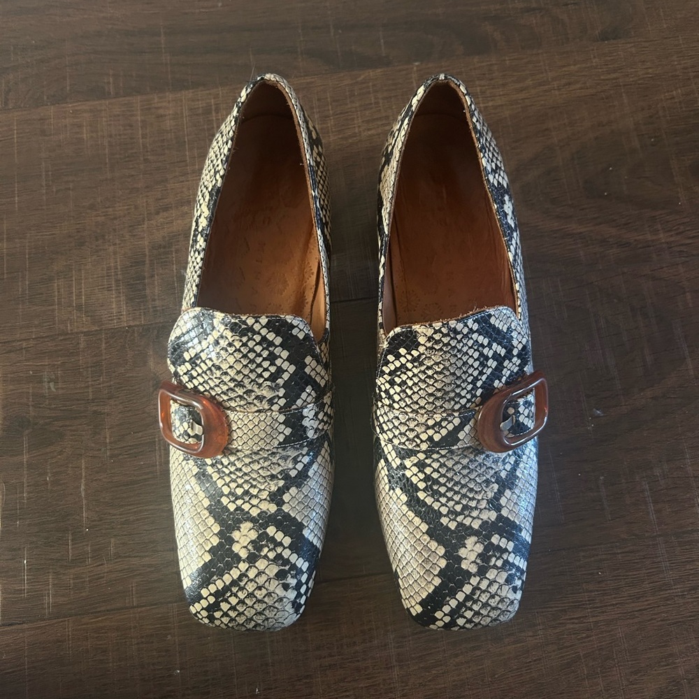 Chie Mahara Snakeskin Loafers